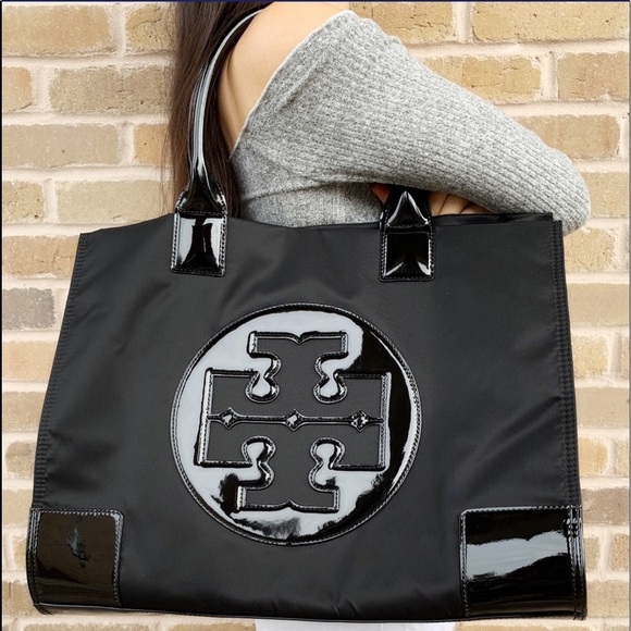 Tory Burch Handbags - 👜💕Tory Burch Large Tote Black Nylon